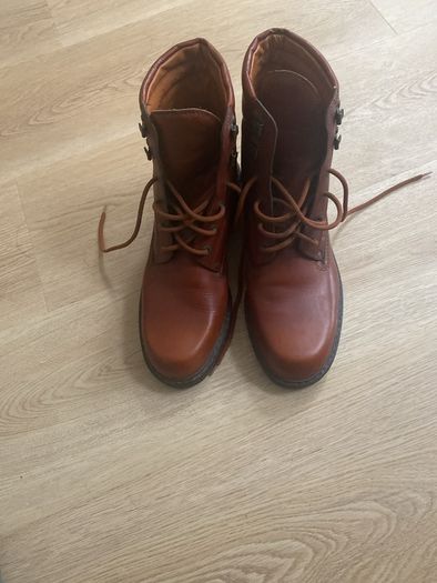 Camel Boots Size 11 Men's