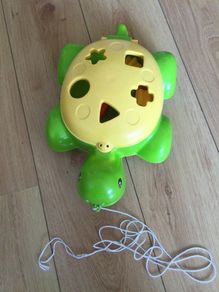 Toddler Fisher Price Pull on Turtle Shapes sorter