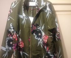 Vila jacket size small or UK10 BNWT
