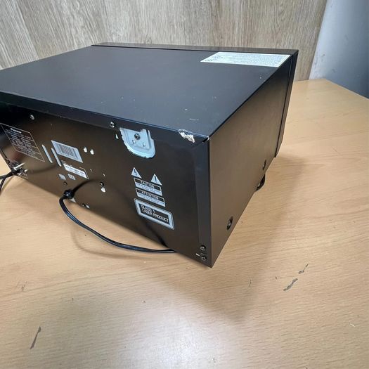 Pioneer PD-F607 - 25 CD Changer - CD Player - FAULTY