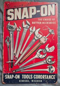 Snap on tools , vintage style metal sign .