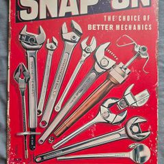 Snap on tools , vintage style metal sign .