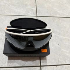 Oakley meta glasses