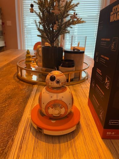 Star  Wars  BB8