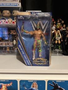 Macho Man Randy Savage HOF WWE fig
