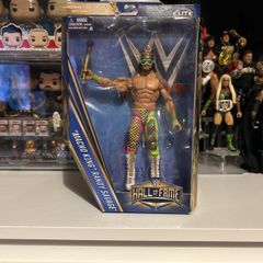 Macho Man Randy Savage HOF WWE fig
