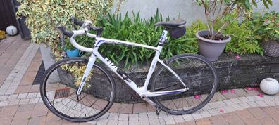 giant defy composite 1 road bike