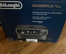 DeLonghi Magnifica Plus Bean To Cup Automatic Coffee Machine - Black