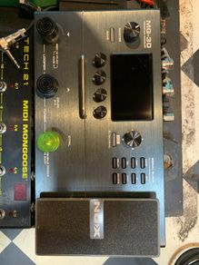 NUX mg30 multi fx unit