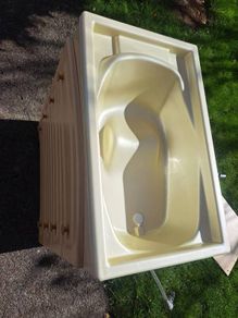 baby bath and changing table with drawers