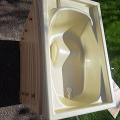 baby bath and changing table with drawers