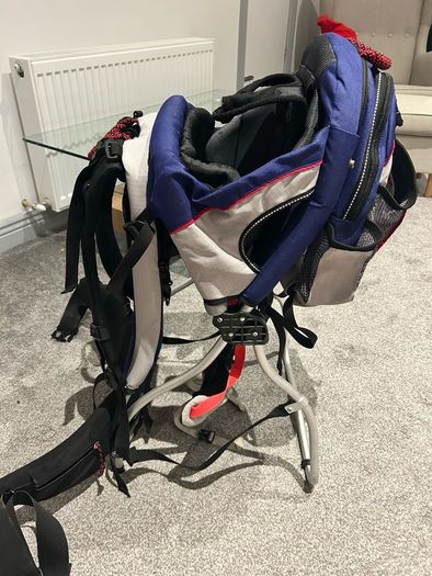 Hiking child carrier