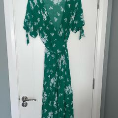 Serephine Maternity/Beeastfeeding dresses x2