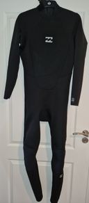 BIllabong Intruder 3.2