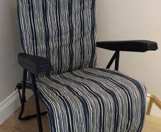 Folding garden chair