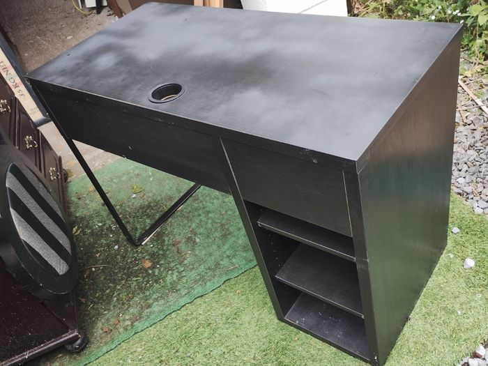 Black Desk (26226)
