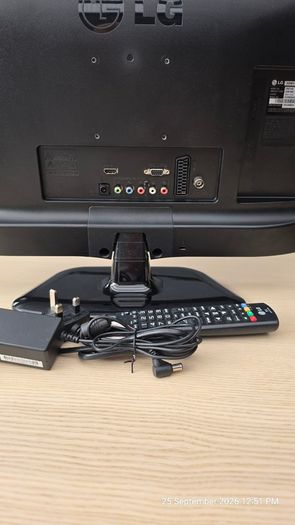 LG LED Monitor with TV tuner 22"