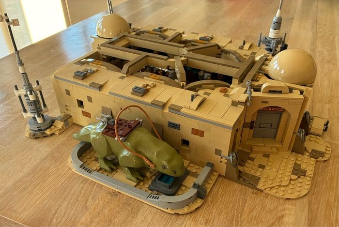 Lego Star Wars Mos Eisley Cantina 75290