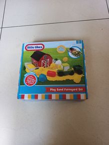 Little Tikes  Dynamic  Sand Farmyard Set.  Age 3+ Years.  NEW.