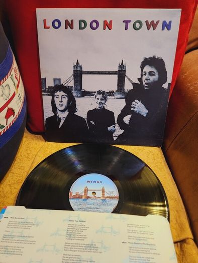 London Town Vinyl Record Wings Paul McCartney