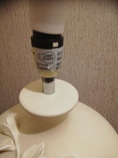 desk or table lamp