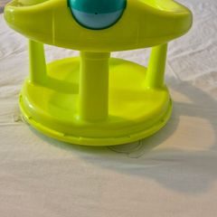 Swivel bath seat