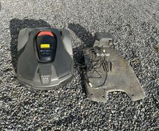 Husqvarna robot lawnmower 430x for parts