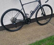 Defy Advanced 1 2024 Road Bike