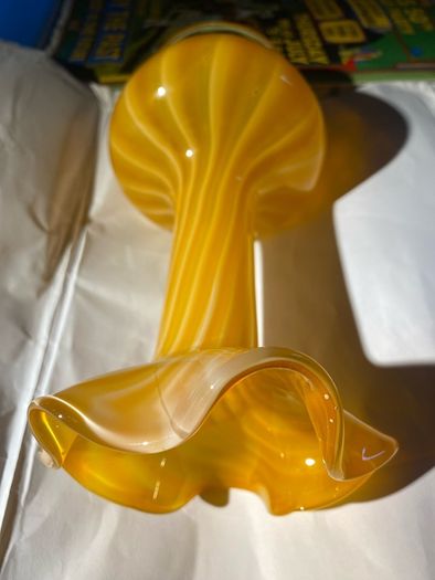 Vintage mid centuty Italian murano style hand blown art glass vase yellow & white swirls