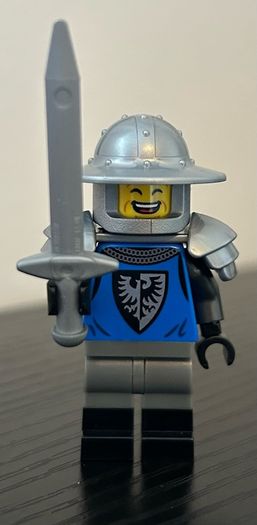 Black falcon knight