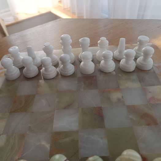 Vintage Marble/Onyx Chess Set - Excellent Condition
