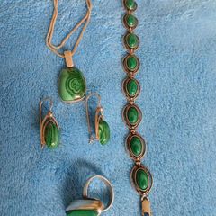 Silver malachite jewellery set