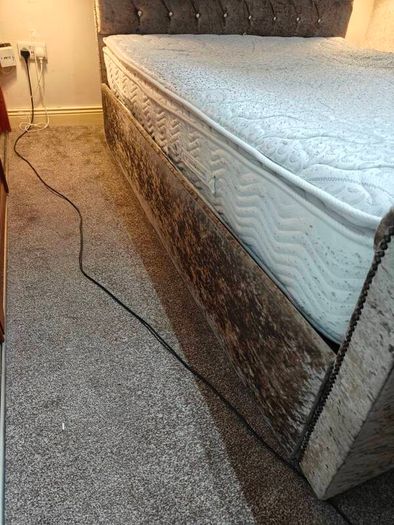 king-size bed