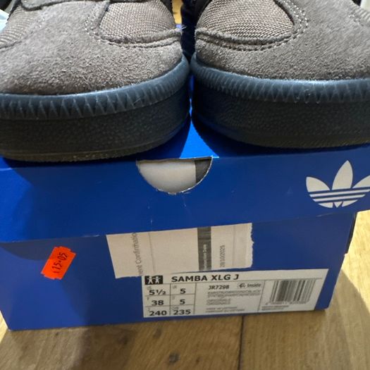 Adidas Samba Trainers (brown)