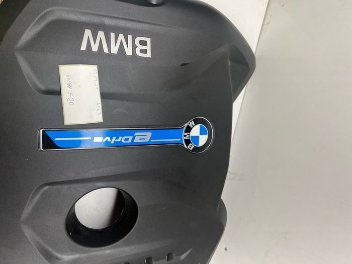 BMW F30 Engine Cover  Engine Top Acoustic Cover 3 series electric 330E 8604836