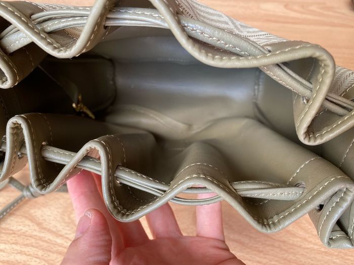 Gyvenchy genuine bag