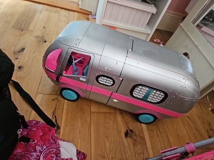 omg doll house
