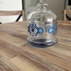 Glass bowl