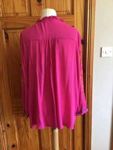 Monsoon Pink Long Sleeve embrodiered Blouse Size XL  includes post