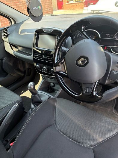 Renault Clio brand new NCT, taxed and full valet