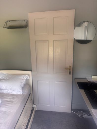 Solid internal door