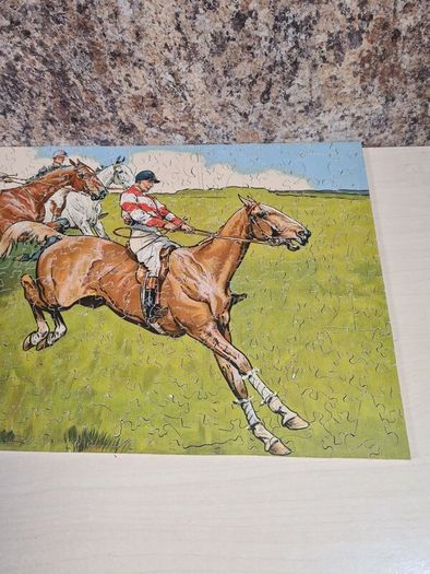TUCKS ZAG ZAW JIGSAW PUZZLE -THE FAVOURITE LEADS - 520 pieces horse racing equestrian vintage antique