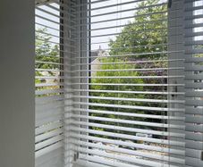 Bay Window Blind
