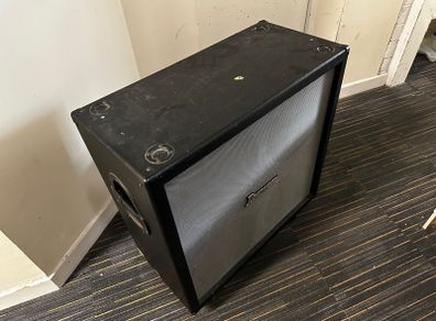 Ibanez TB4x12 guitar cabinet