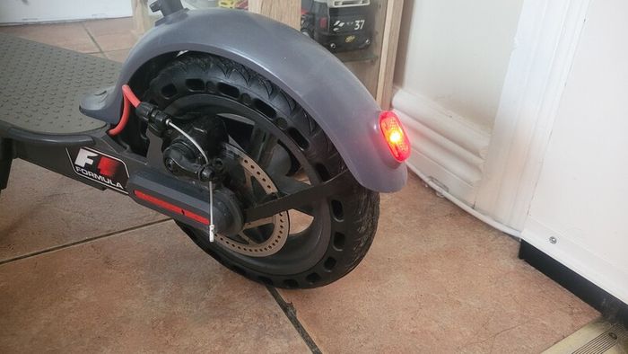 Aovo Pro scooter like new hardly used working 100%