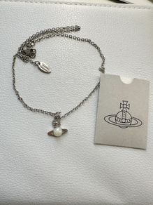 Vivienne Westwood Balbina Pearl necklace