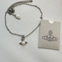 Vivienne Westwood Balbina Pearl necklace