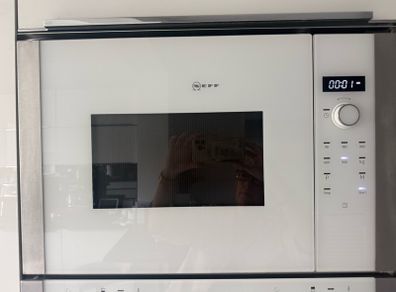 Neff N50 25L 900W Built-in Compact Microwave - White