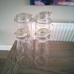 Glass containers
