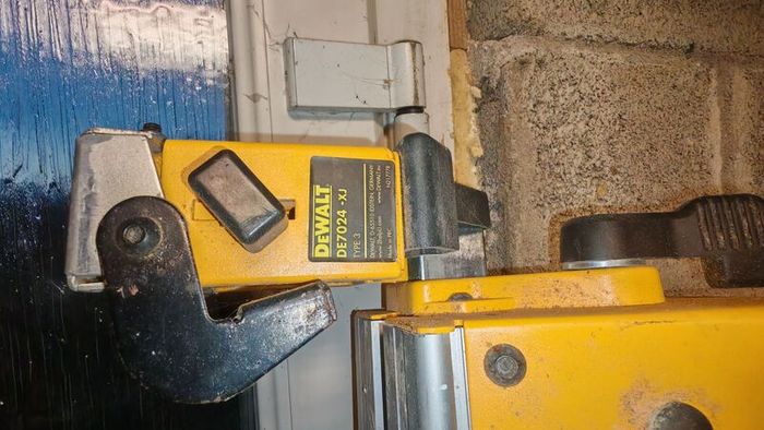 dewalt chop saw stand